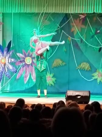 Алтайского государственного музыкального театра  представили сказку-балет «Дюймовочка».